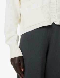 V-neck Patch-pocket Cotton Knitted Cardigan -Mode Charm Shop R04164418 NATURAL ALT04