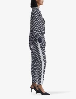 Reiss Ezra Polka-dot Tapered-leg Midi-rise Woven Trousers 8 Reiss Ezra Polka-dot Tapered-leg Midi-rise Woven Trousers -Mode Charm Shop R04168985 NAVYWHITE ALT02