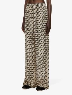 Valentino Monogram-print Straight-leg Silk Trousers -Mode Charm Shop R04169684 BEIGENERO ALT02
